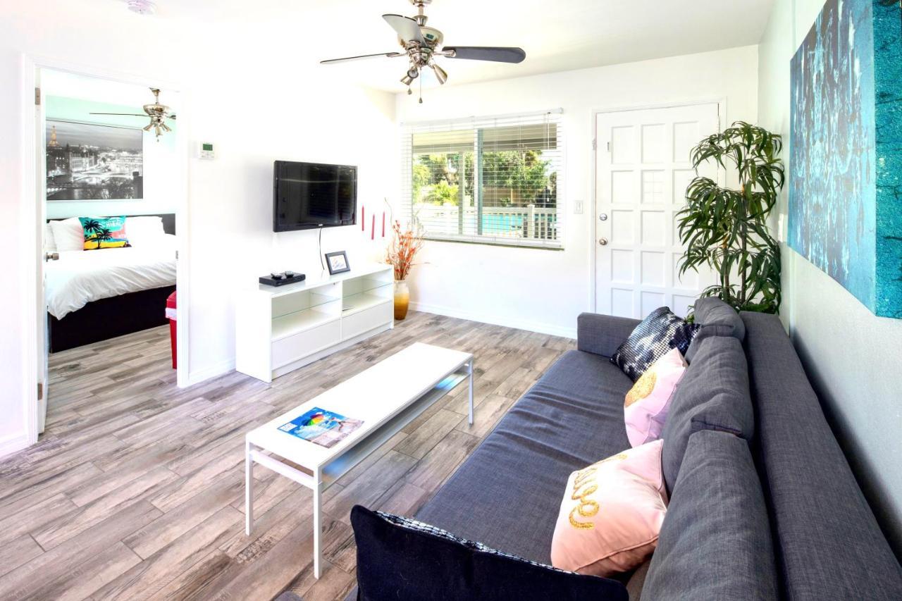 Park Shore Suites St Pete Beach Екстериор снимка